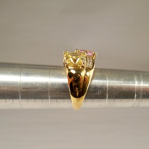NEW Victoria Wieck Yellow & Pink Cubic Zirconias Gold Ring - Picture 10 of 10